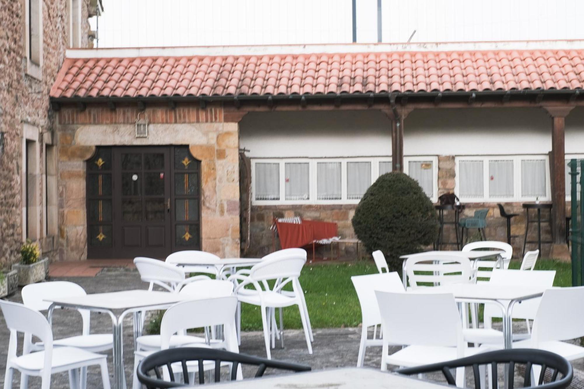 Posada La Estela De Barros Corrales De Buelna Dış mekan fotoğraf