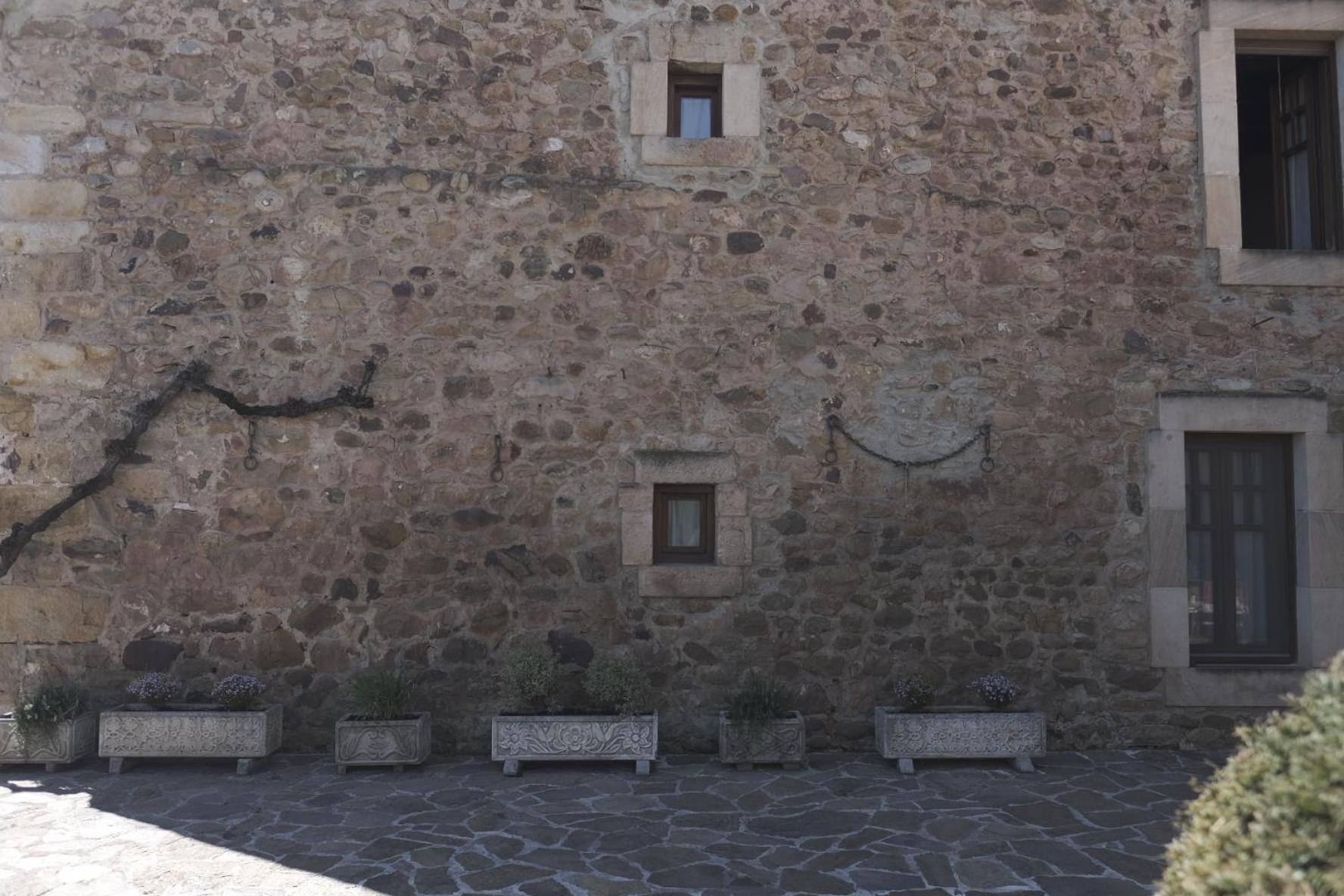 Posada La Estela De Barros Corrales De Buelna Dış mekan fotoğraf